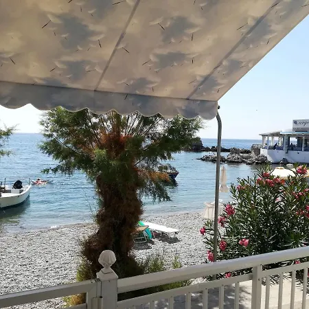 Holiday home Stamatia's House Haraki